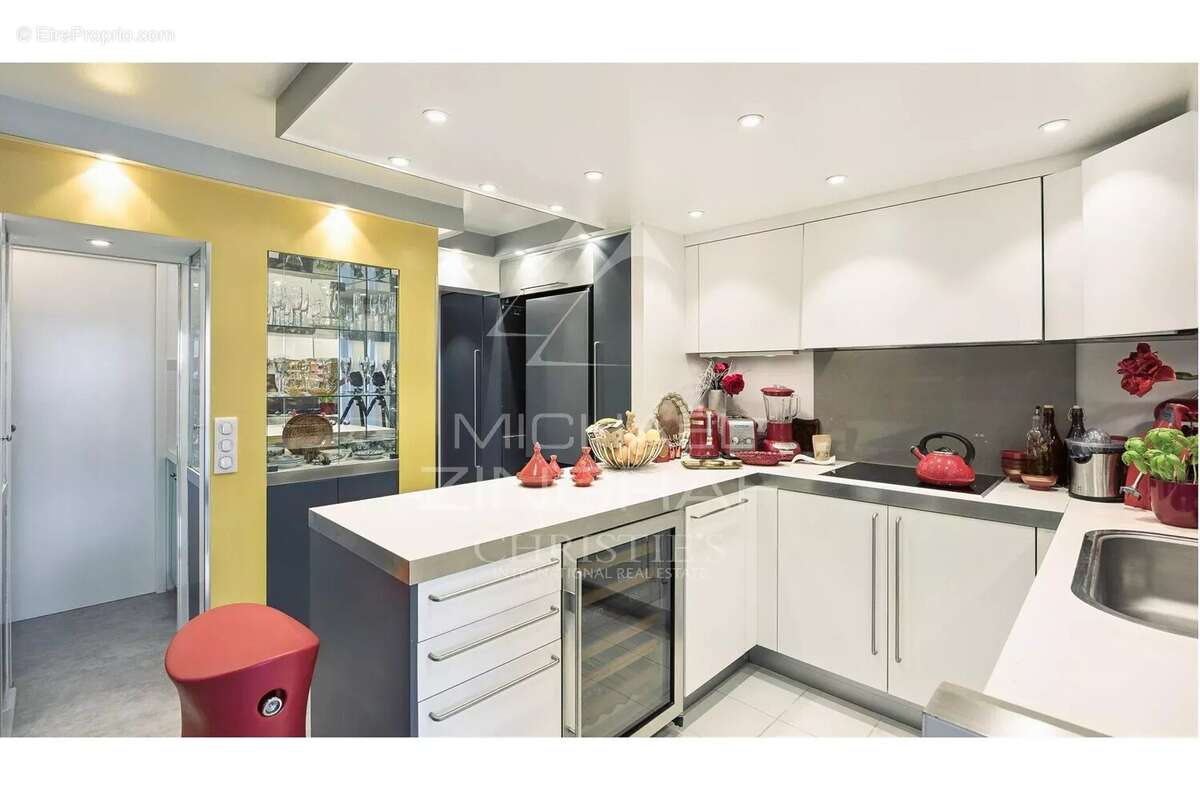 Appartement à MANDELIEU-LA-NAPOULE