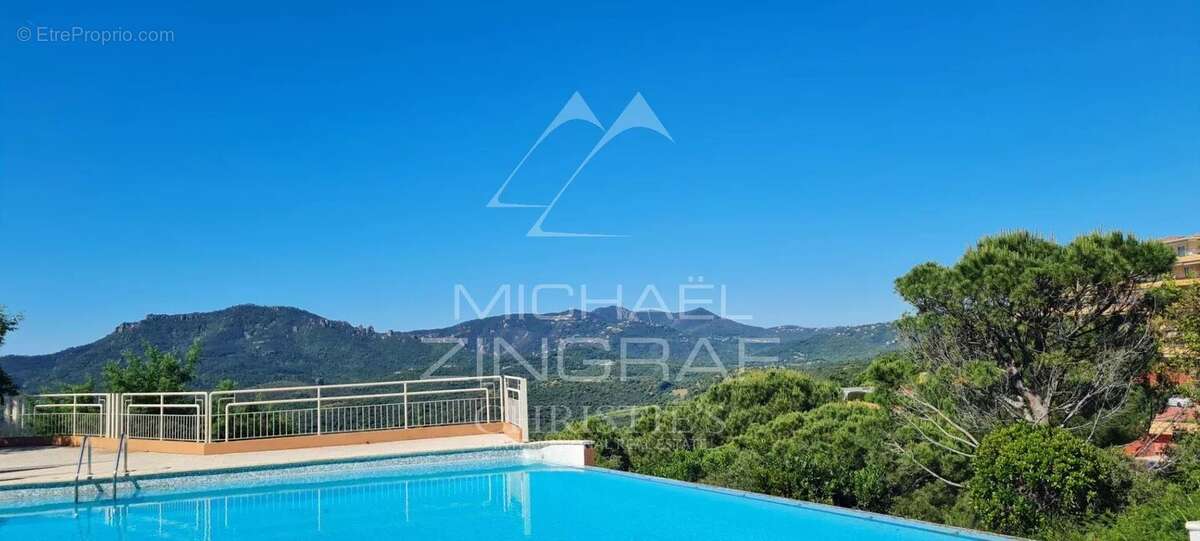 Appartement à MANDELIEU-LA-NAPOULE