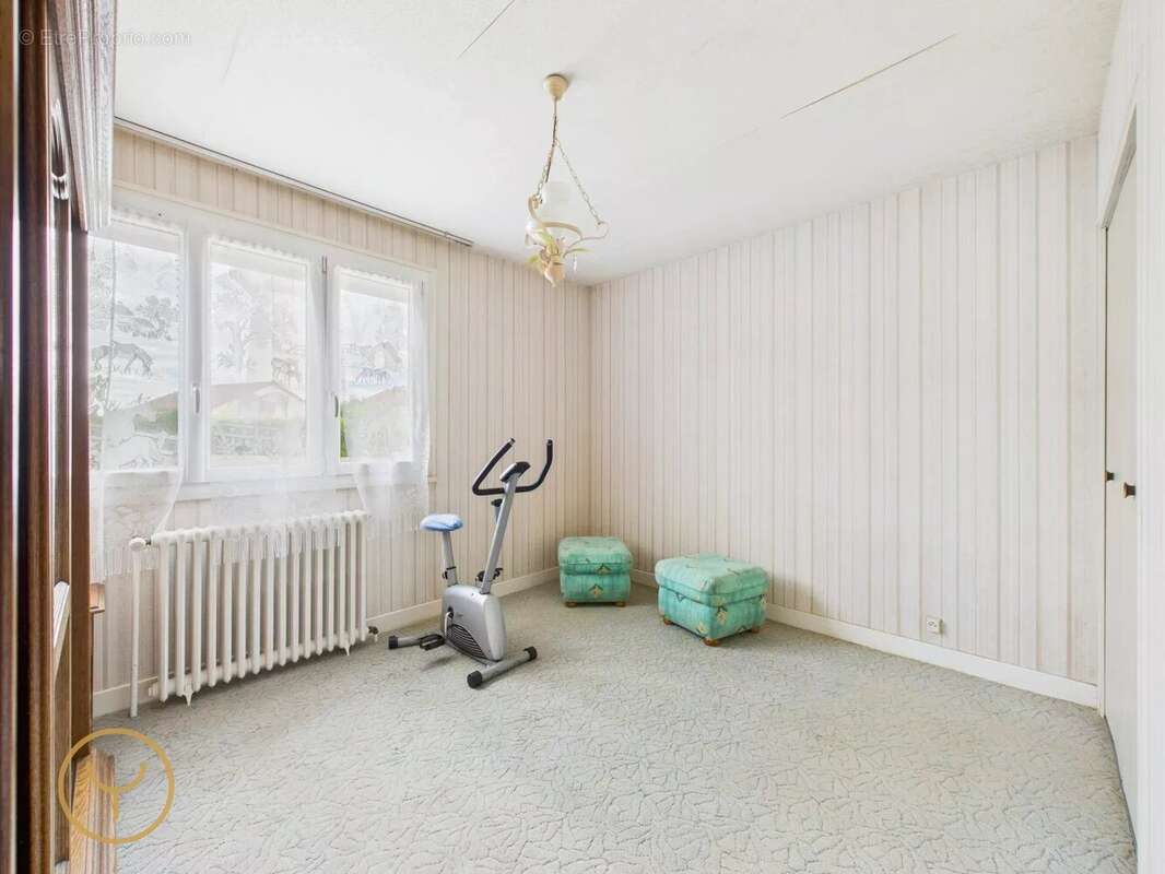 Maison à SAINT-JUST-SAUVAGE