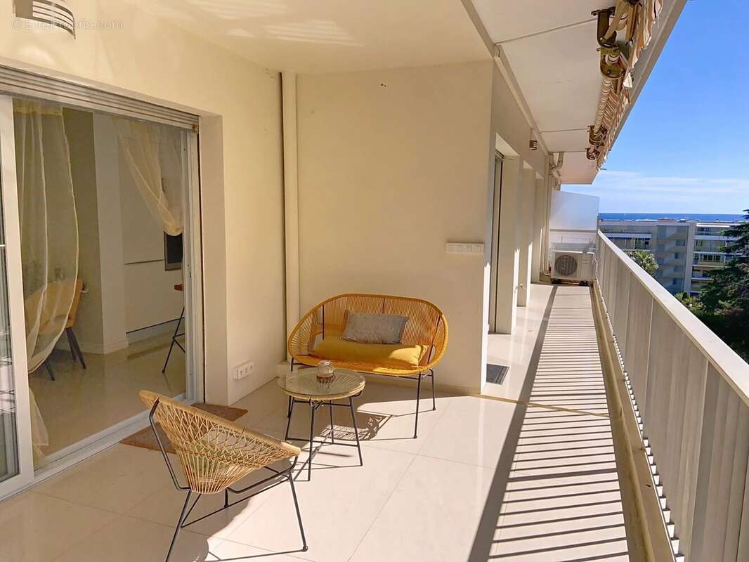 Appartement à CANNES