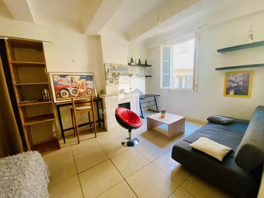 Appartement à HYERES