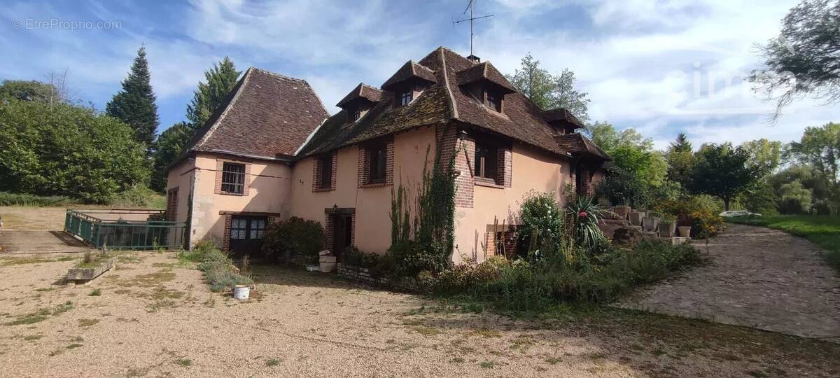 Maison à SAINT-FARGEAU