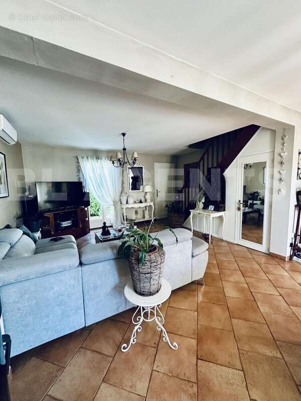 IMG_7024 - Maison à SAINT-GERMAIN-SUR-MORIN