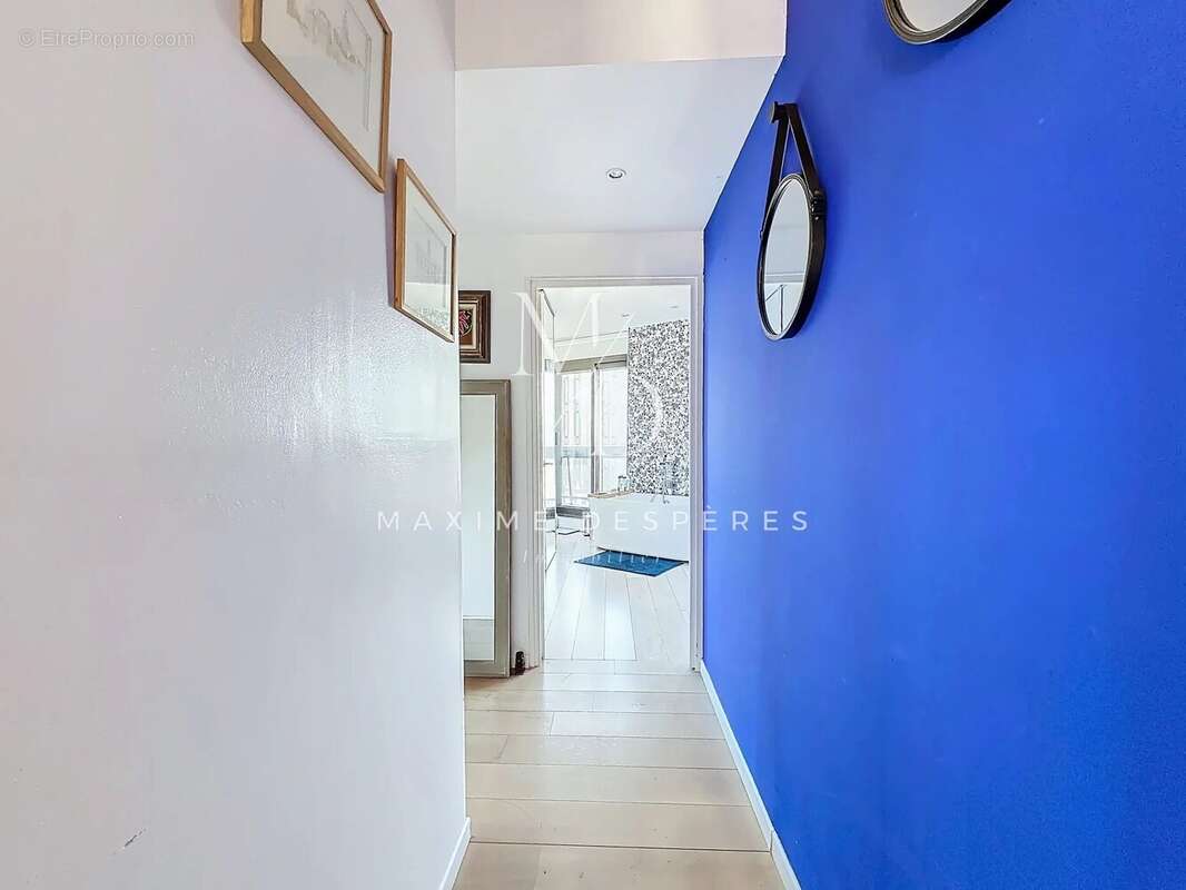 Appartement à NEUILLY-SUR-SEINE