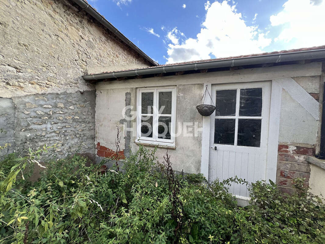 Maison à MALESHERBES