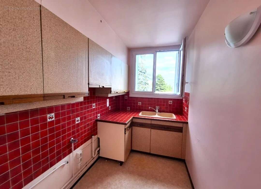 Appartement à L'HAY-LES-ROSES