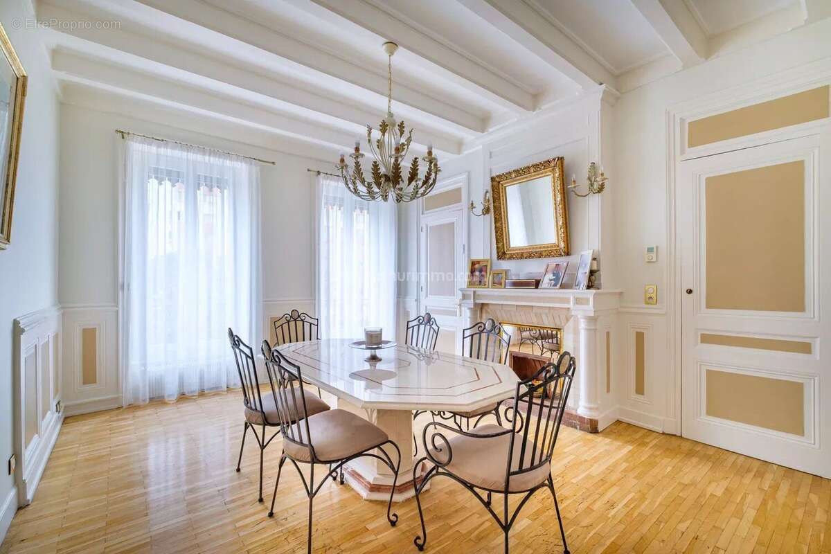 Appartement à VILLEURBANNE