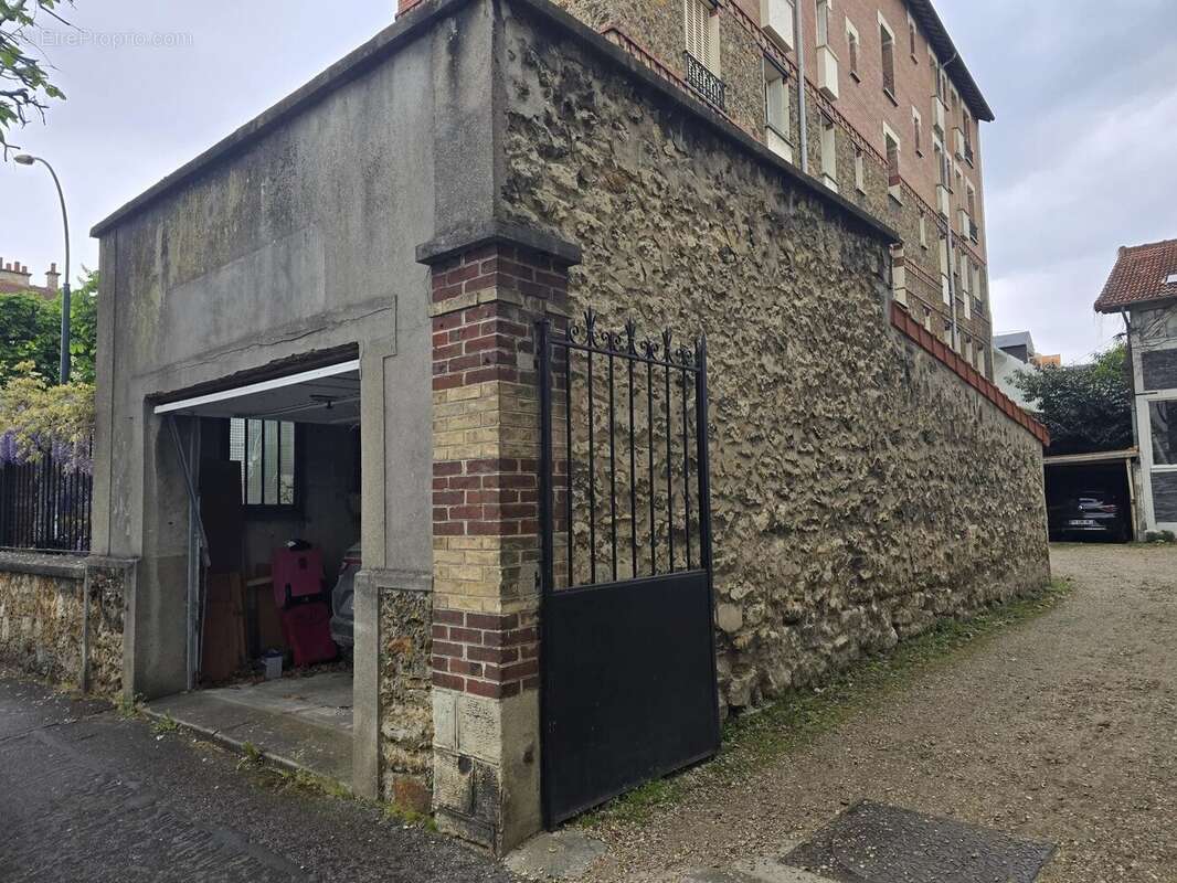 Appartement à SAINT-MAUR-DES-FOSSES
