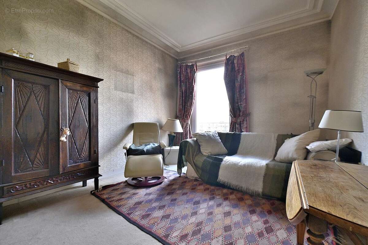 Appartement à SAINT-MAUR-DES-FOSSES