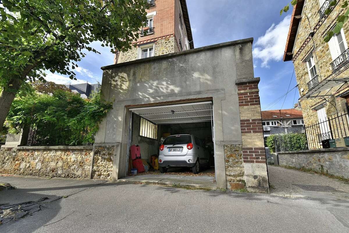 Appartement à SAINT-MAUR-DES-FOSSES