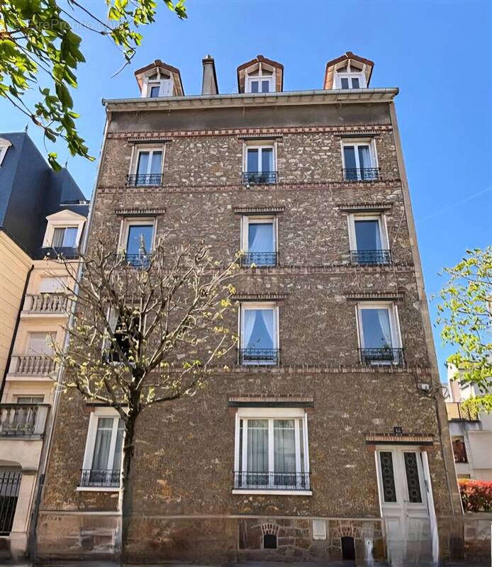 Appartement à SAINT-MAUR-DES-FOSSES