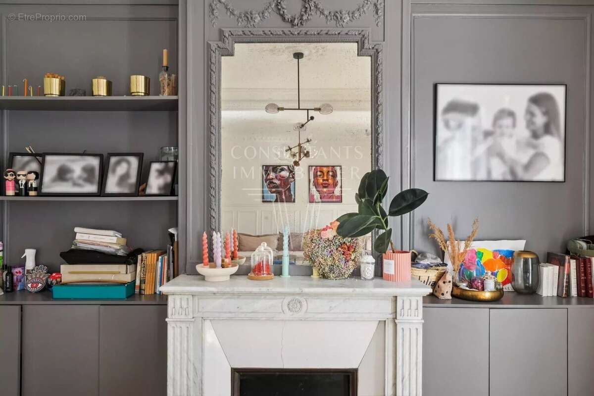 Appartement à PARIS-17E