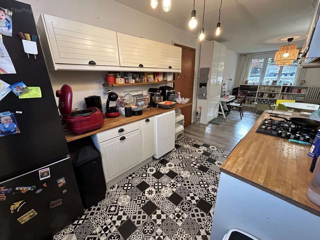 Appartement à SAINT-ETIENNE