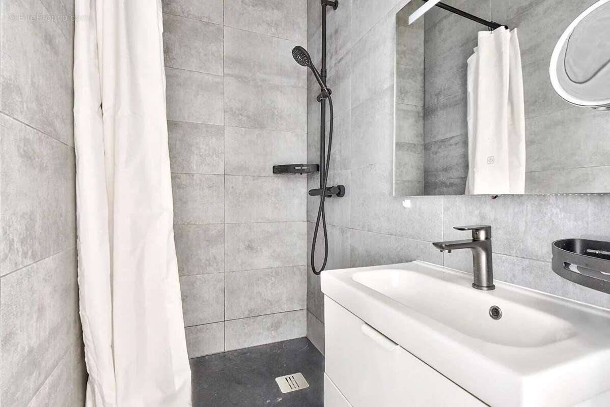 Appartement à PARIS-13E