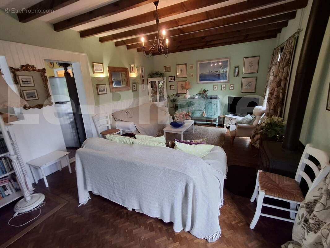 20250903_101230 - Maison à BARFLEUR