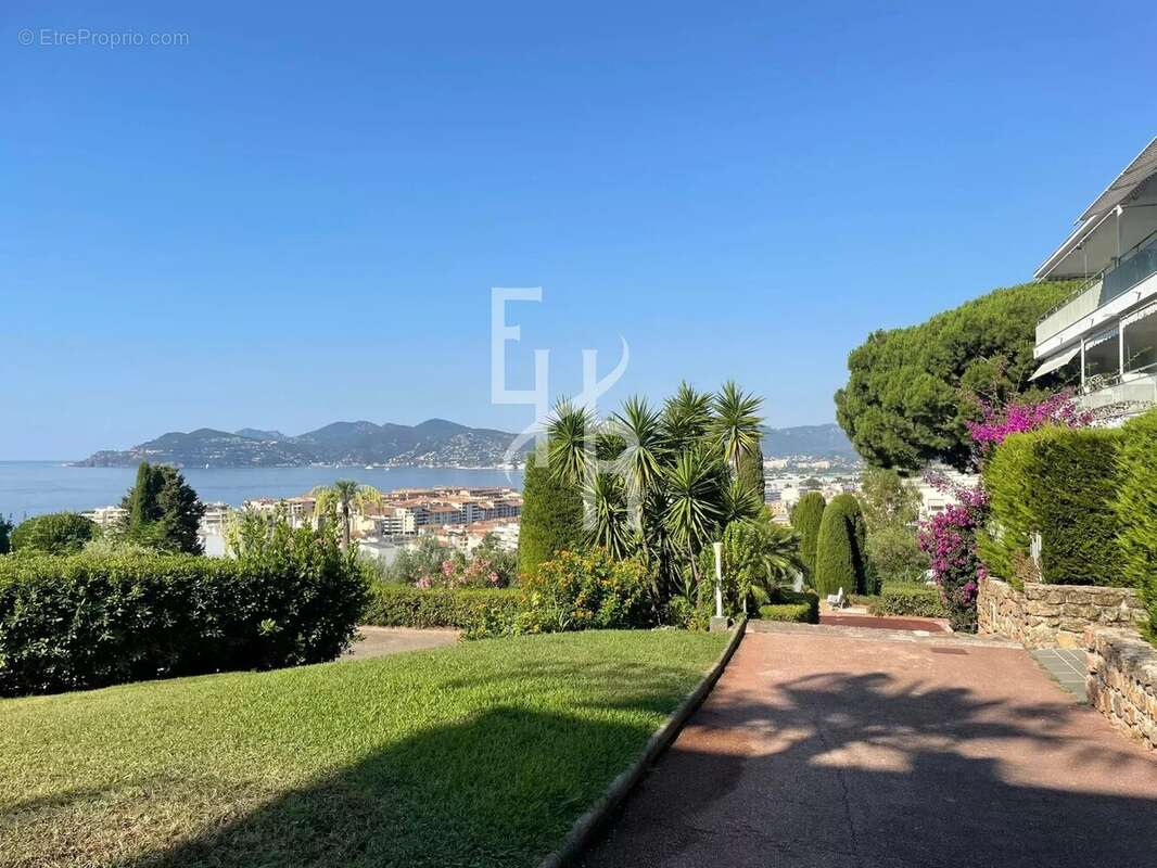 Appartement à CANNES