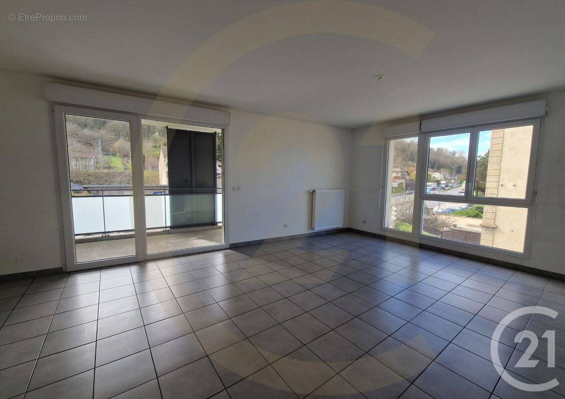 Appartement à BOURGOIN-JALLIEU