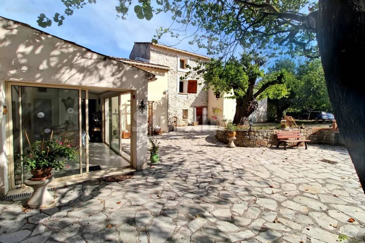 Maison à DRAGUIGNAN