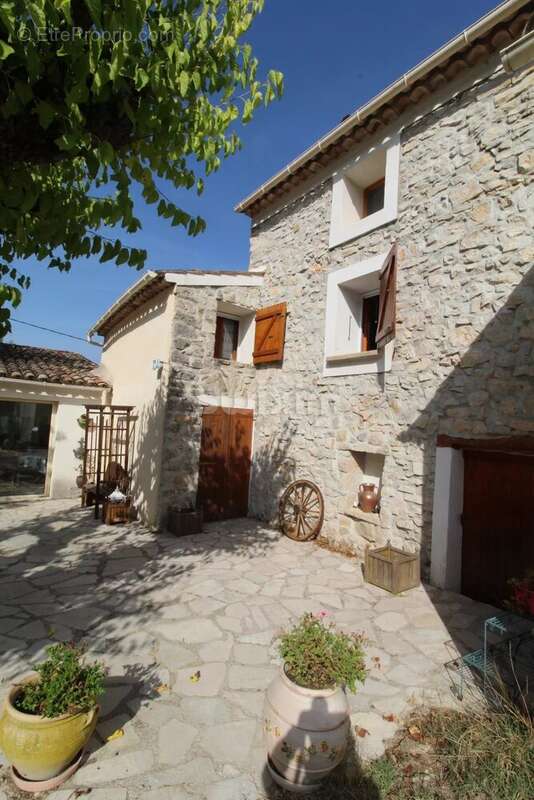 Maison à DRAGUIGNAN