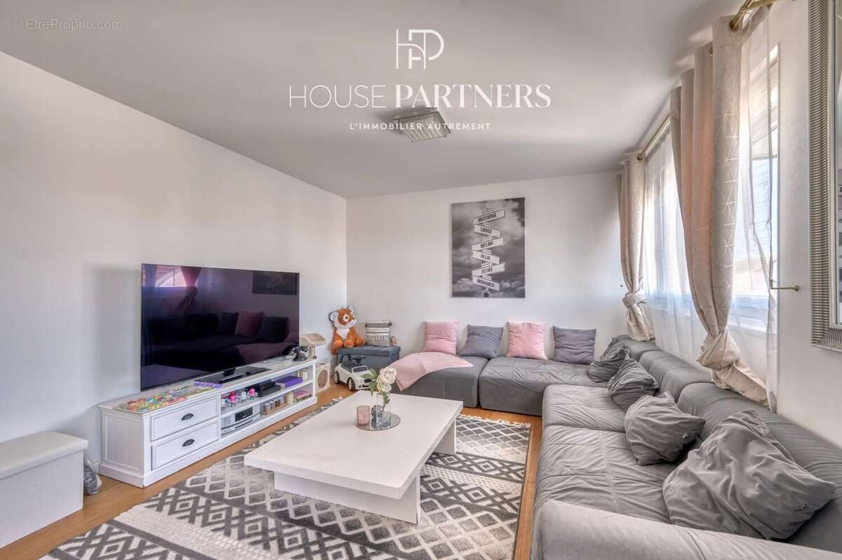 Appartement à RUEIL-MALMAISON