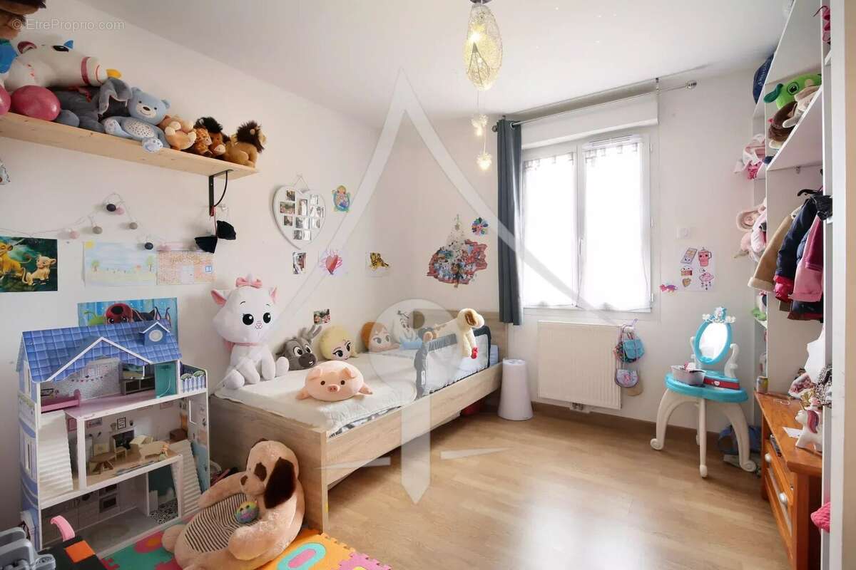 Maison à LAVERNOSE-LACASSE