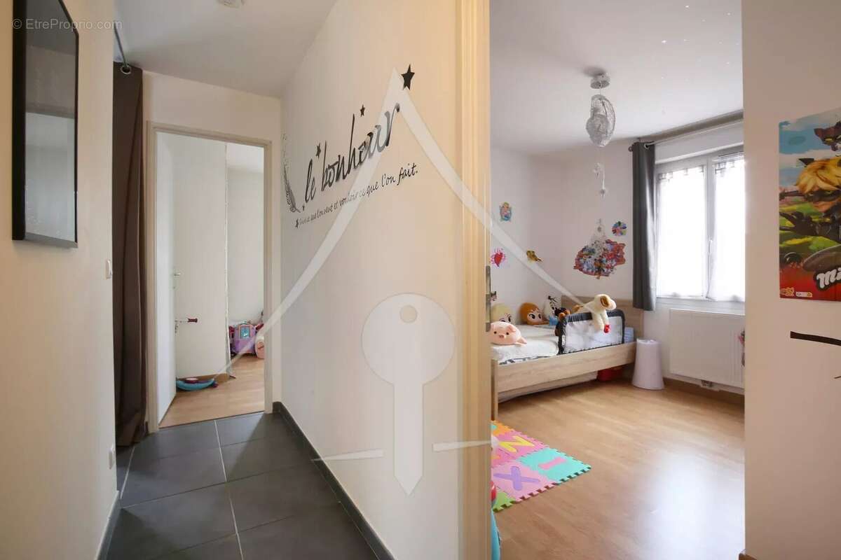 Maison à LAVERNOSE-LACASSE