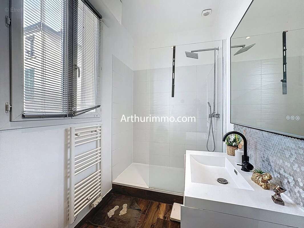 Appartement à LIMEIL-BREVANNES