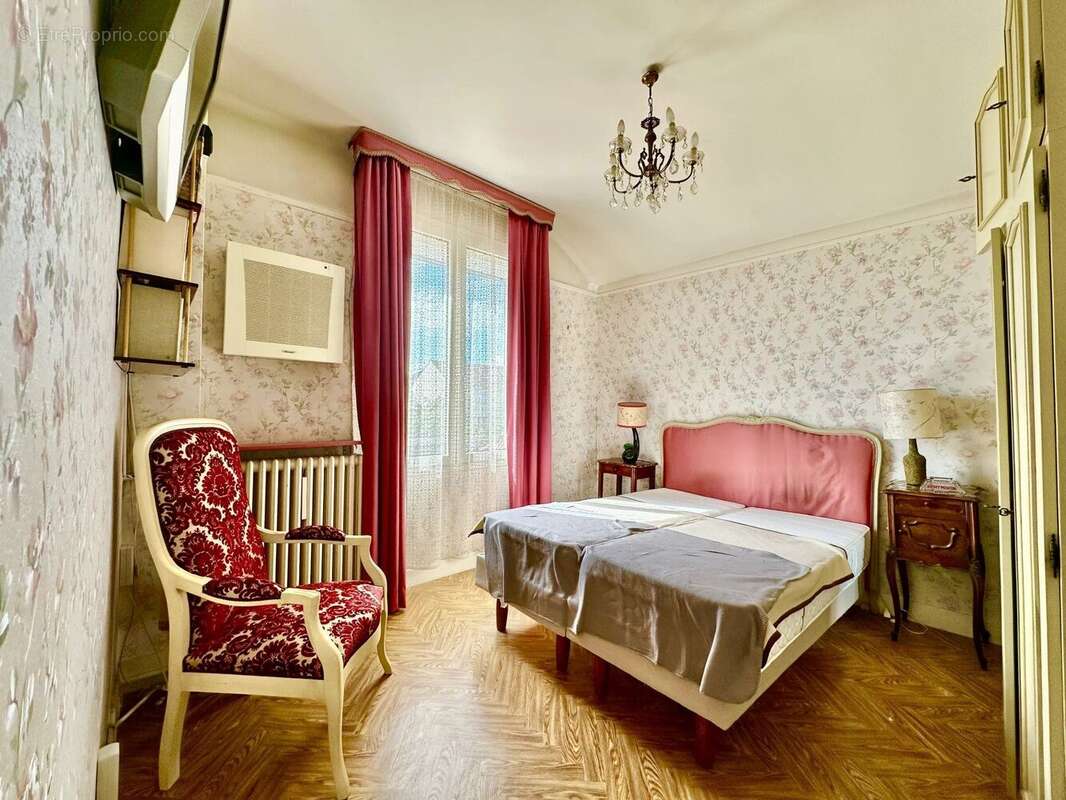 Maison à MAISONS-ALFORT