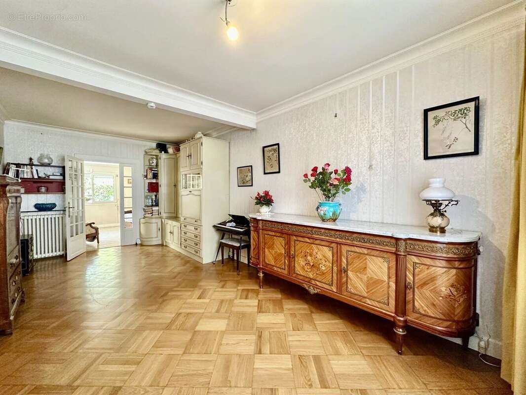 Maison à MAISONS-ALFORT