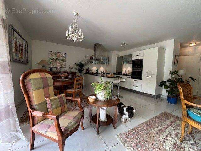 Appartement à DIVONNE-LES-BAINS