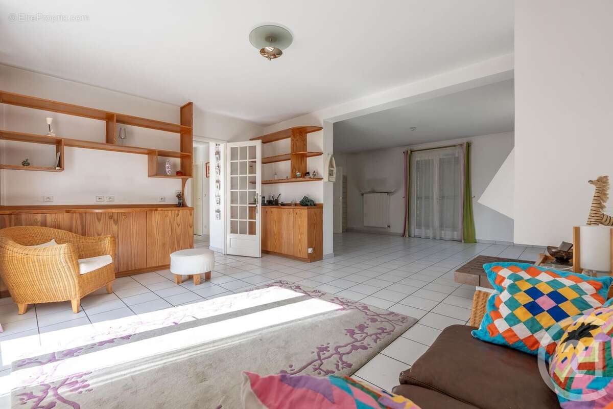 Maison à THORIGNY-SUR-MARNE