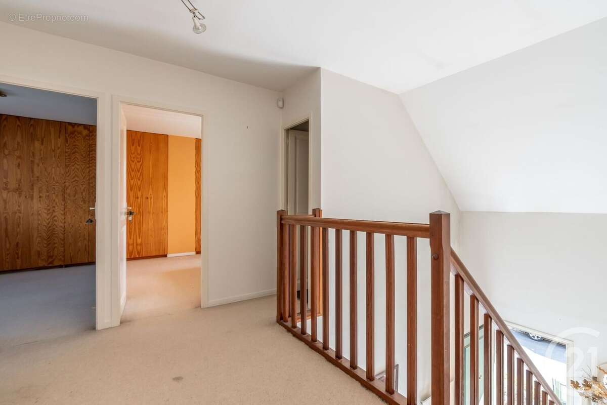 Maison à THORIGNY-SUR-MARNE