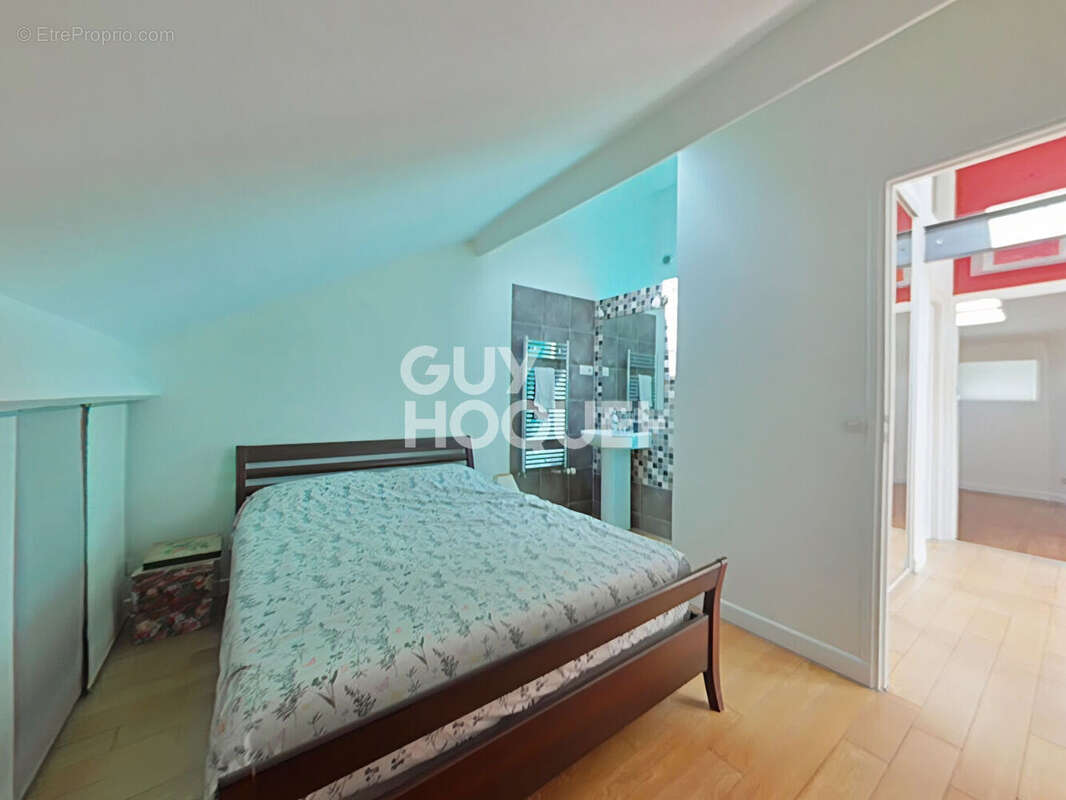 Appartement à FONTENAY-SOUS-BOIS