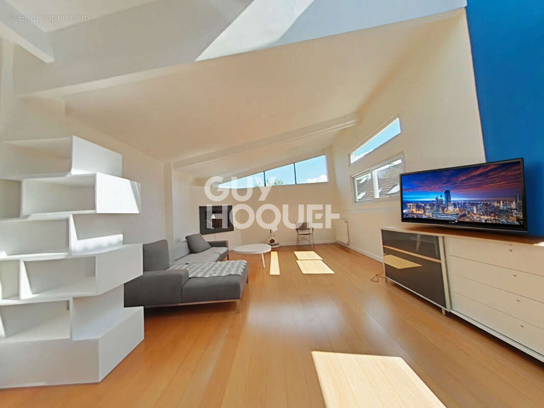 Appartement à FONTENAY-SOUS-BOIS