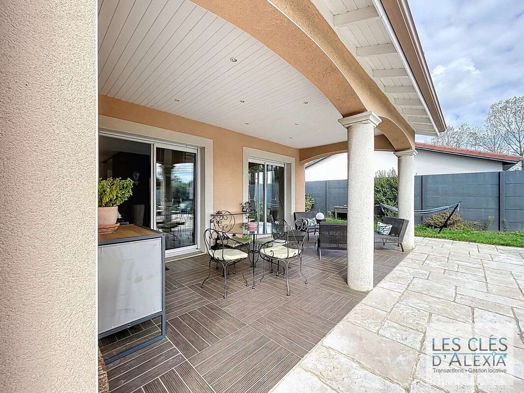 Maison à LOIRE-SUR-RHONE