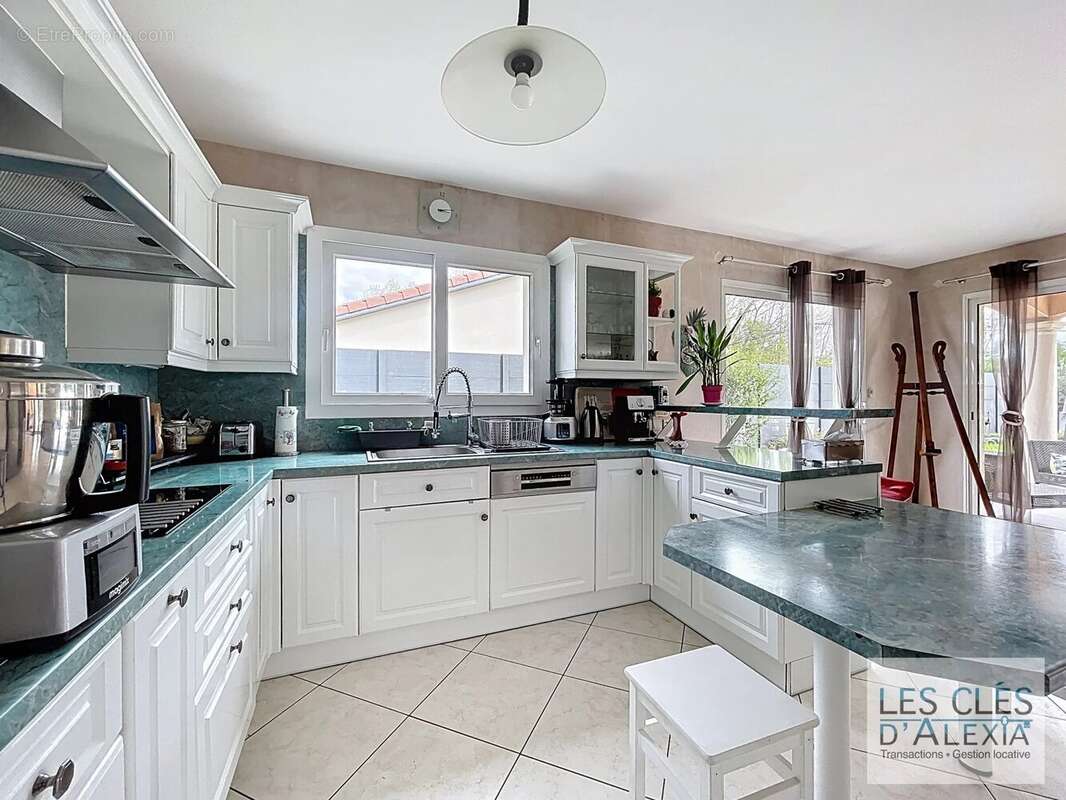 Maison à LOIRE-SUR-RHONE