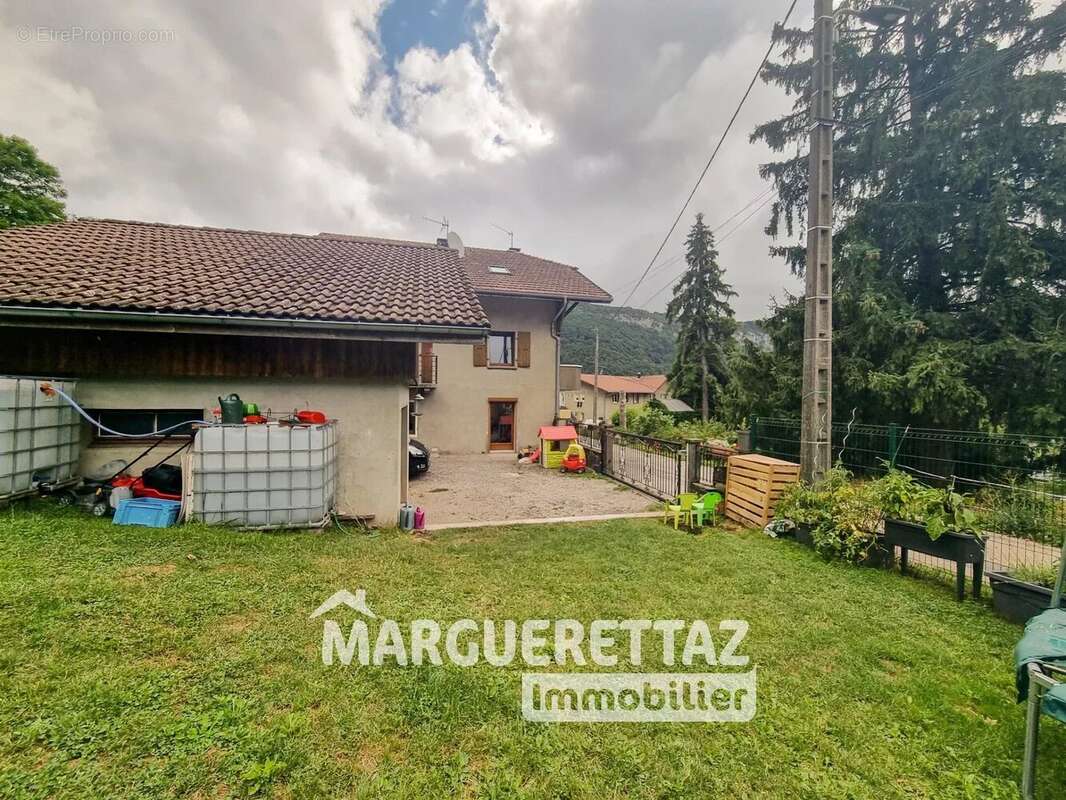 Maison à SAINT-JEOIRE