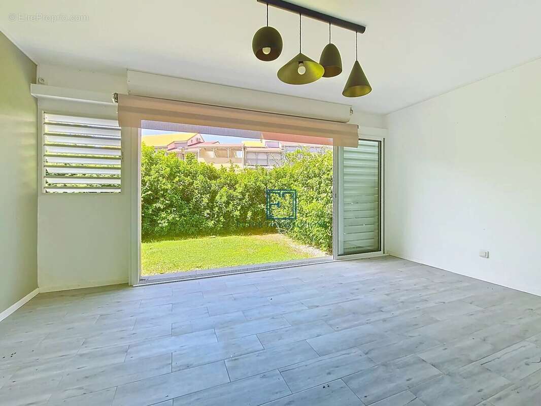 Appartement à LE GOSIER