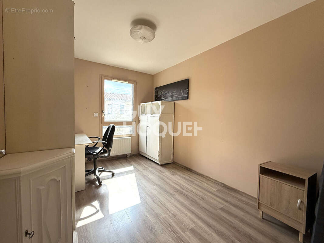 Appartement à MORNANT