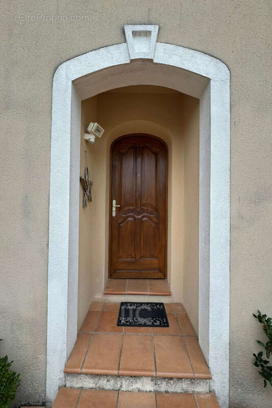 Maison à POURRIERES