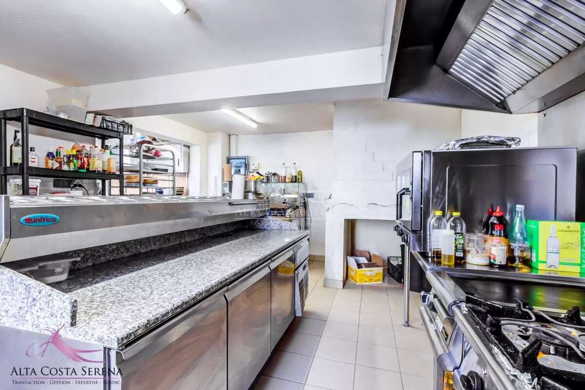 Commerce à GHISONACCIA