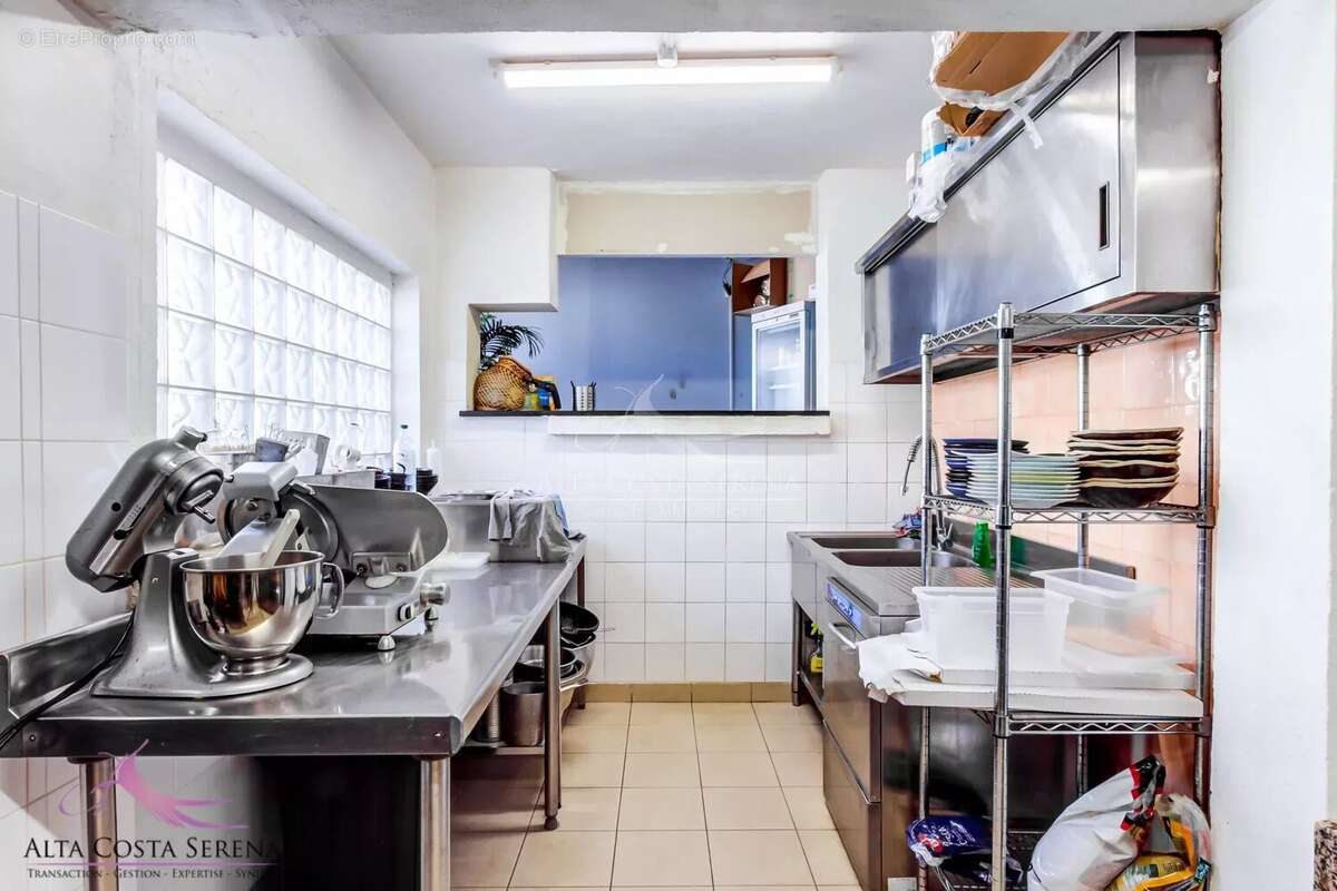 Commerce à GHISONACCIA