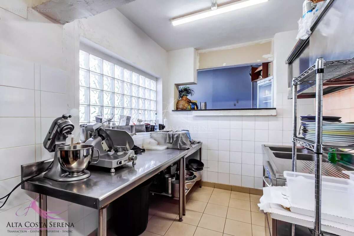 Commerce à GHISONACCIA