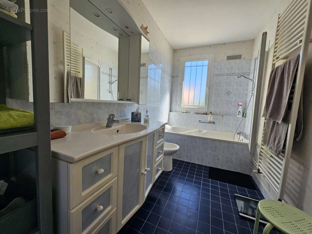 Appartement à LA CHAPELLE-MONTBRANDEIX