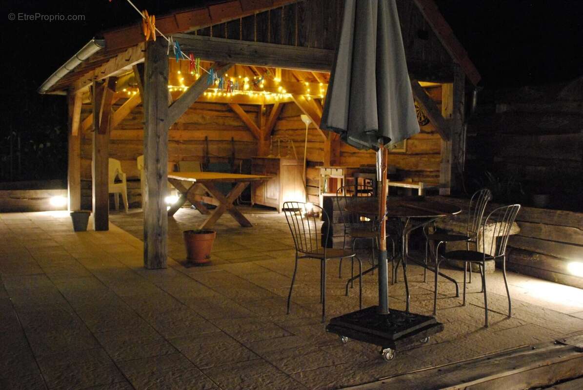 Appartement à LA CHAPELLE-MONTBRANDEIX