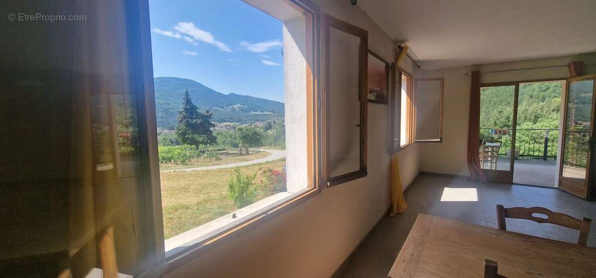 Maison à SAINTE-CROIX