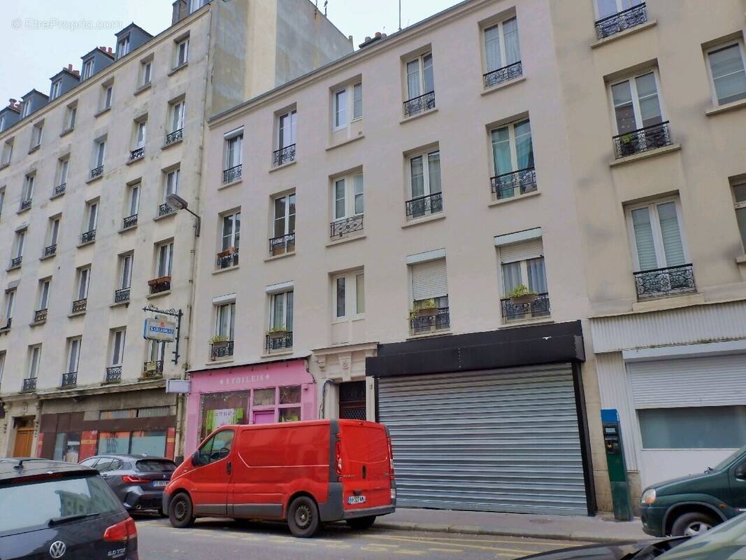 Appartement à PARIS-18E