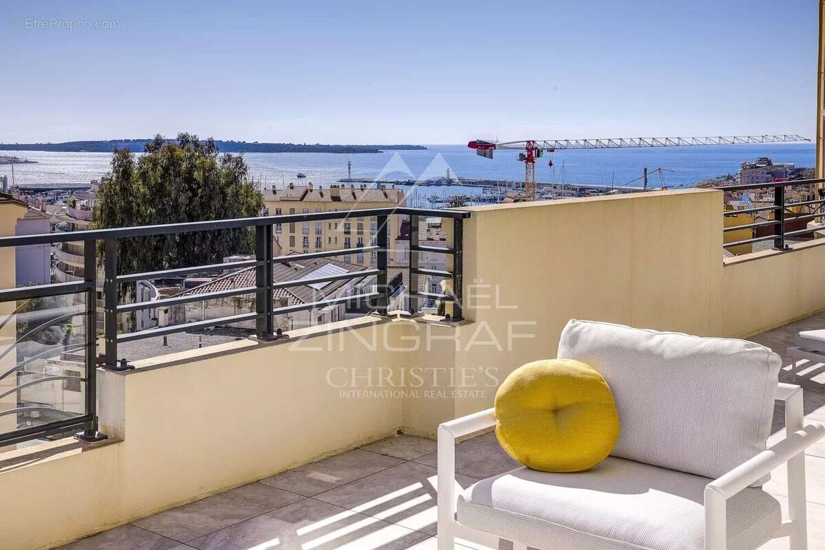 Appartement à CANNES