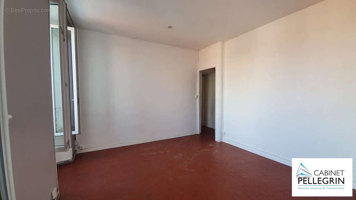 Appartement à MARSEILLE-12E