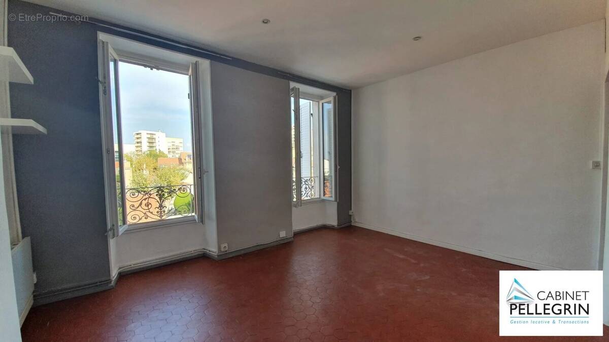 Appartement à MARSEILLE-12E